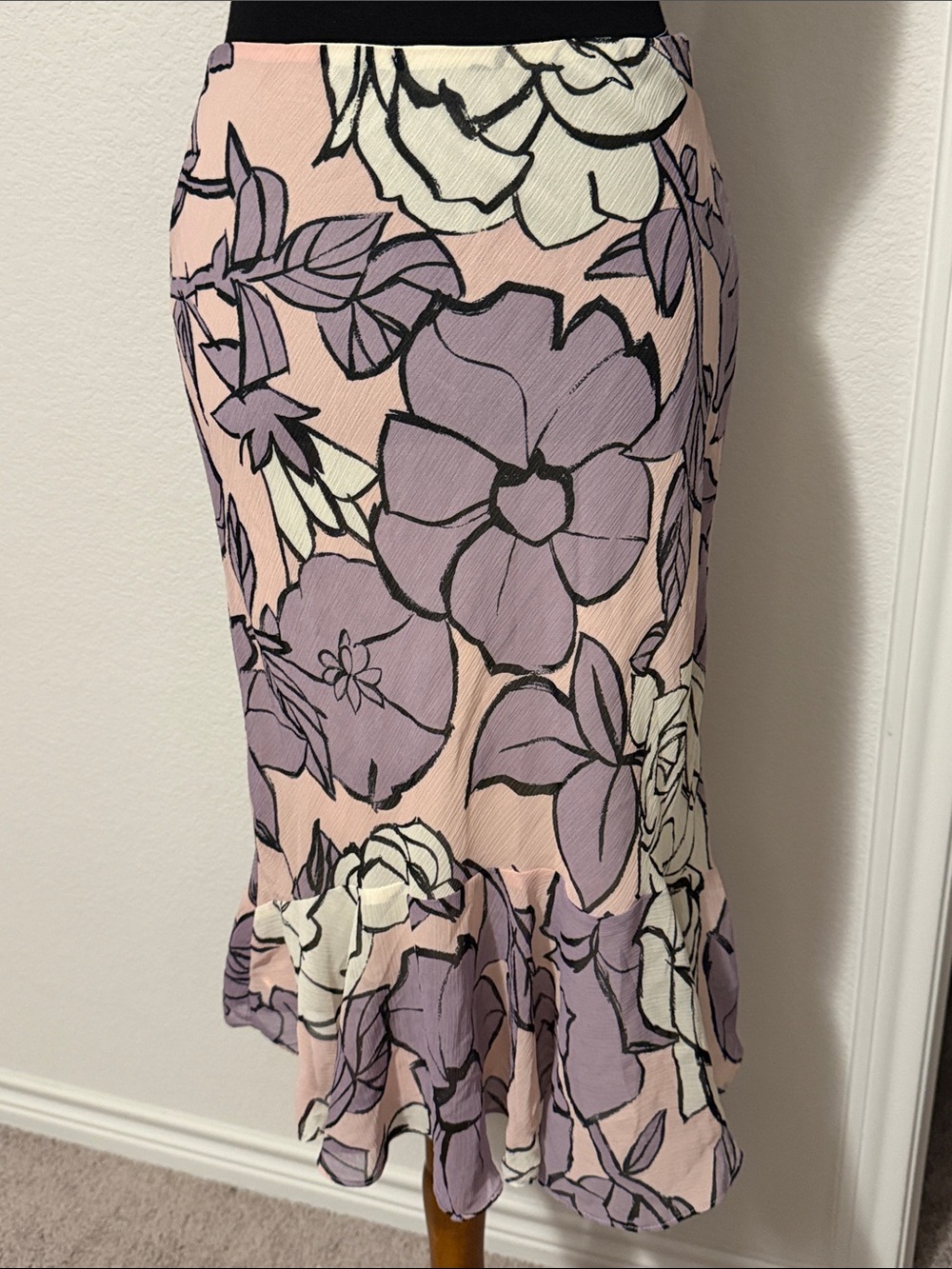 New York & Company Pink Floral Pencil Skirt with Lavender Blooms
